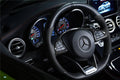 Carbon kormány díszléc pár (2 db) facelift előtti Mercedes-AMG C63 W205 kormányán, a belső díszléc szett része