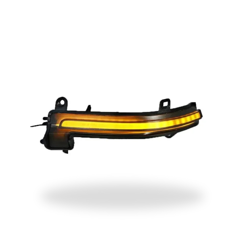 Füstös dinamikus LED tükörindex sárgán világítva – BMW F87 M2