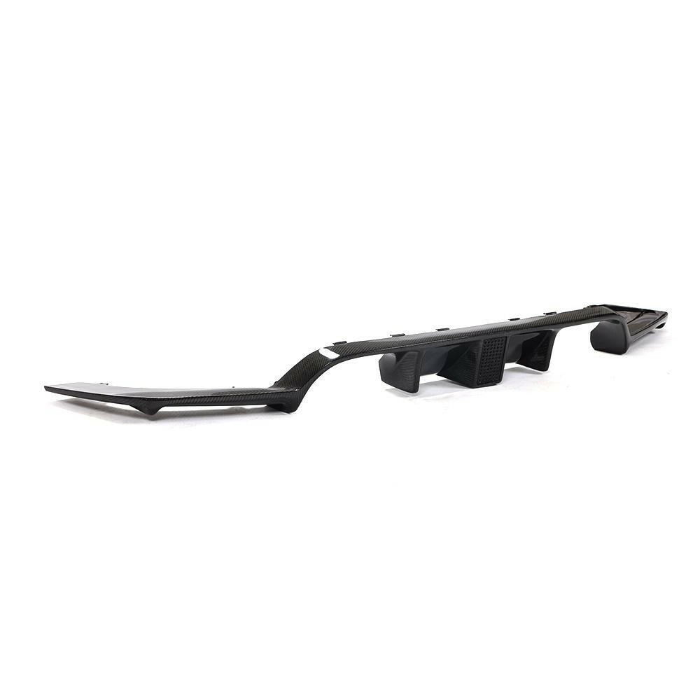 LED féklámpás carbon hátsó diffúzor oldalprofilból (K Style) – BMW F80 M3 / F82 M4