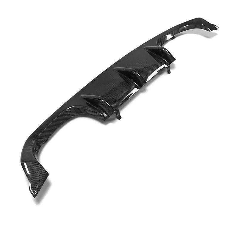 Carbon hátsó diffúzor oldalról ferdén, 1 darab (Performance Style) – BMW F80 M3 / F82 M4