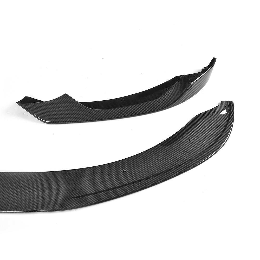 Ends of two lip pieces close-up, on a white background (AC Style) – BMW F80 M3 / F82 M4