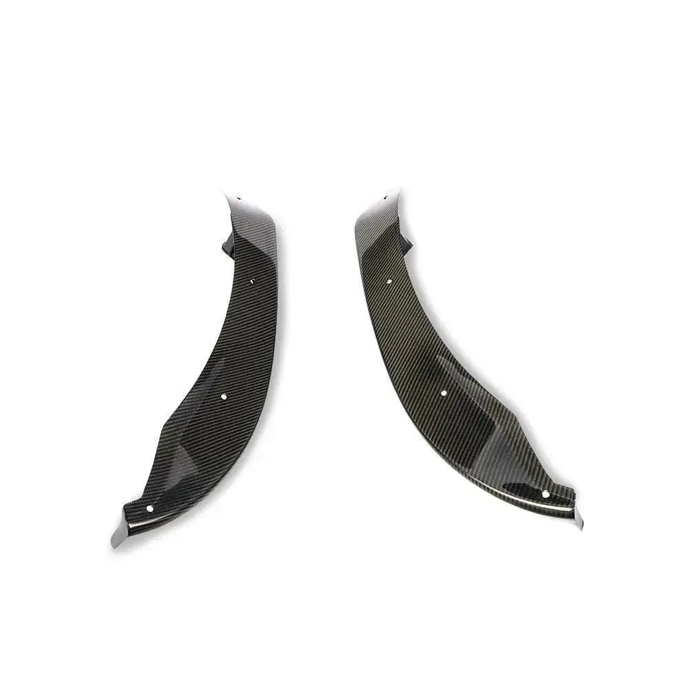 Underside of the front corner splitters with mounting points (AC Style) – BMW F80 M3 / F82 M4