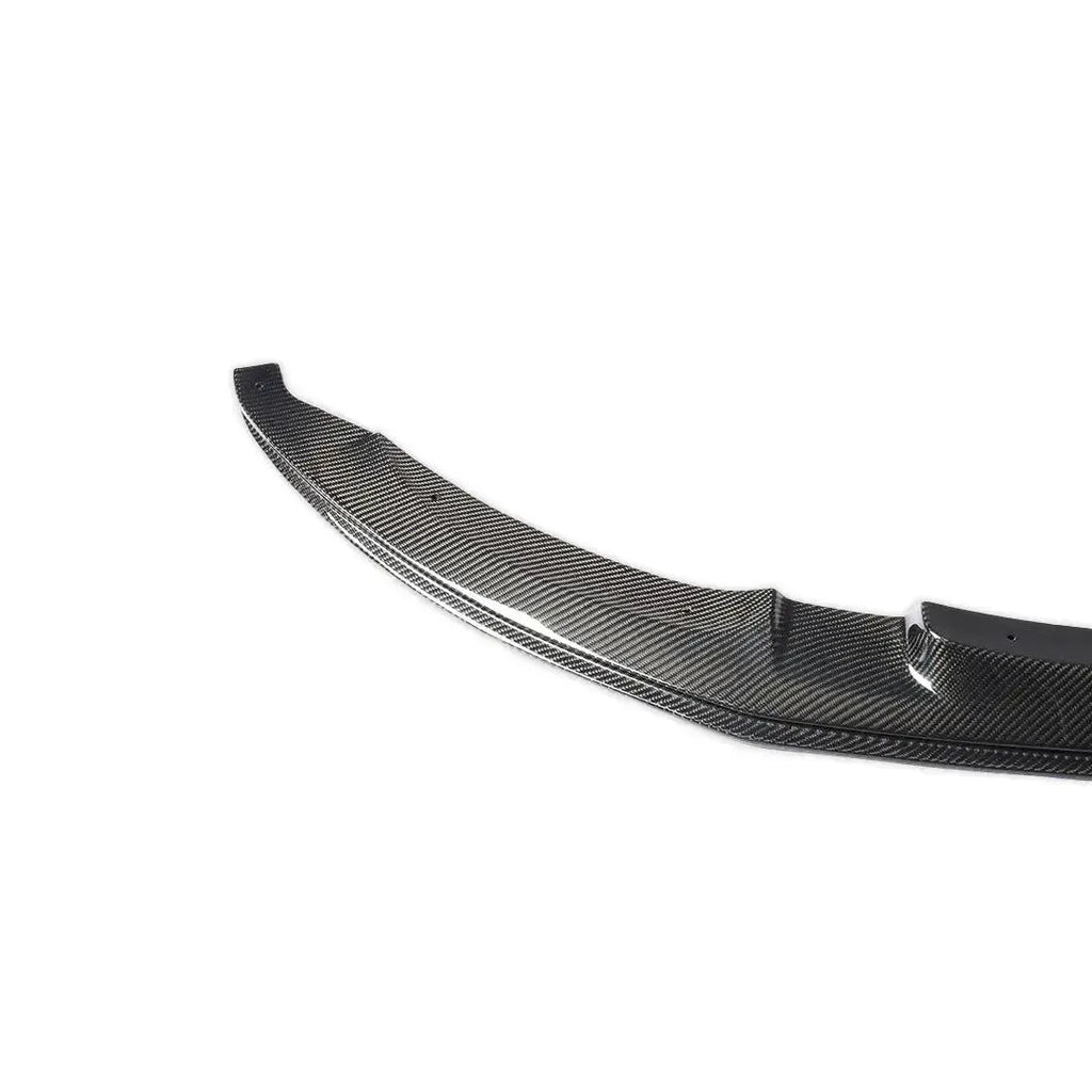 Front lip end and carbon weave close-up (J Style) – BMW F80 M3 / F82 M4
