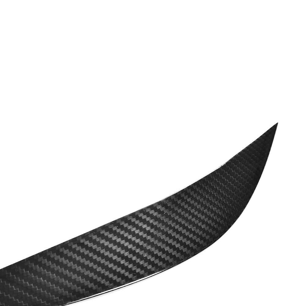 Carbon fiber szemöldök szövésmintája közelről – BMW F80 M3 / F82 M4