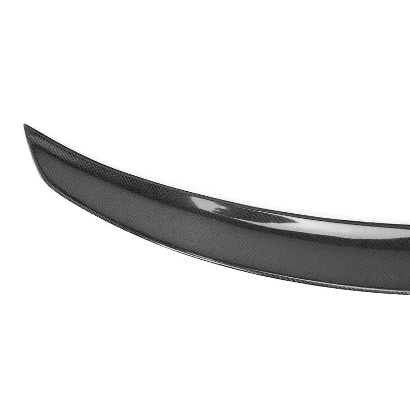 Left end of the carbon spoiler close-up, with glossy weave (3D Style) – BMW F82 M4 / F83 M4