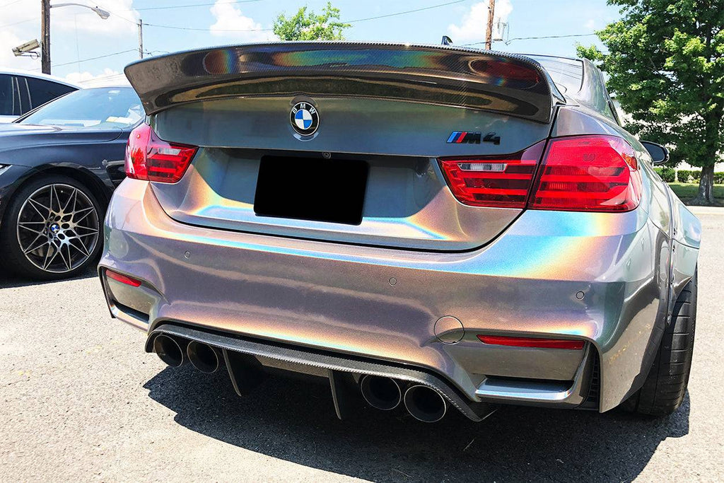 Holographic widebody BMW F82 M4 from the rear, with carbon ducktail spoiler (DE Style)