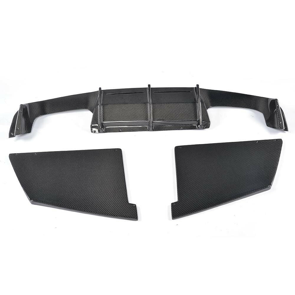 Háromrészes carbon fiber hátsó diffúzor két oldalsó lappal, felülnézetből (MTC Style) – BMW F87 M2