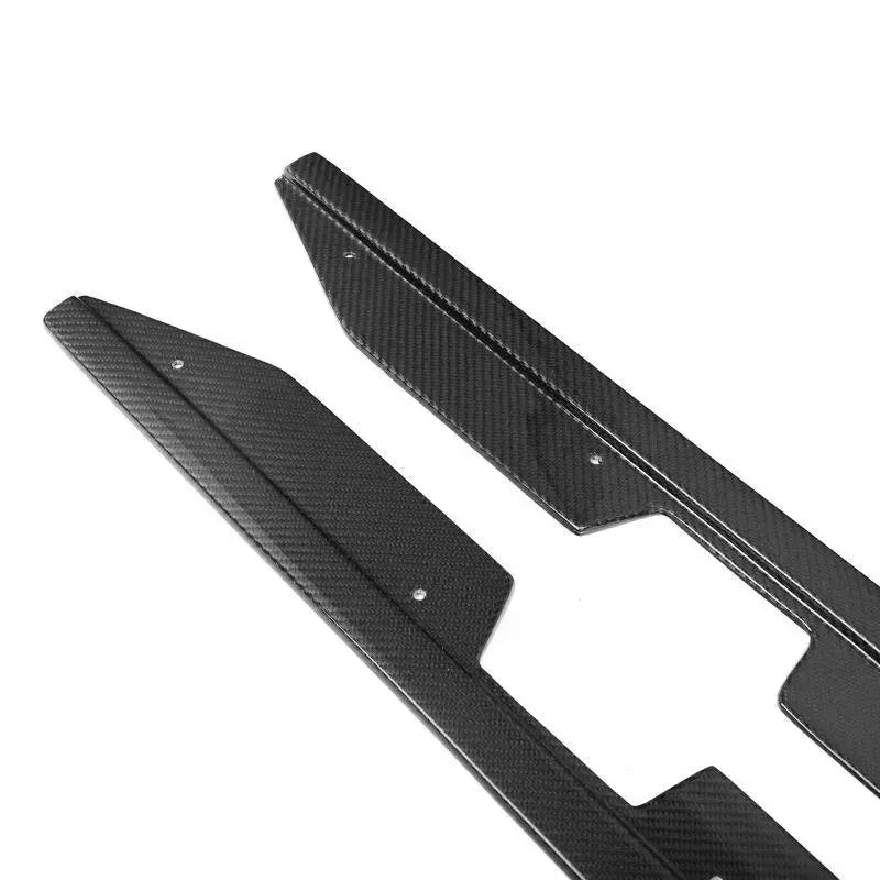 Carbon fiber side skirt extension end close-up (MP Style) – BMW F87 M2