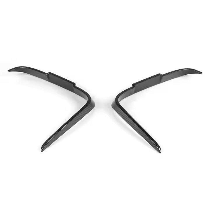 Carbon fiber hátsó prizmabetét pár széthúzva, elölnézetből (SQ Style) – BMW F87 M2