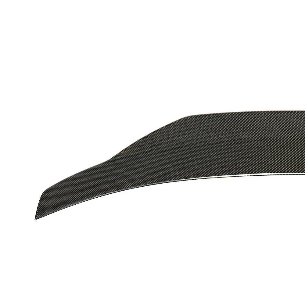 Carbon fiber spoiler vége közelről, szövésmintával (Duckbill Style) – BMW F87 M2