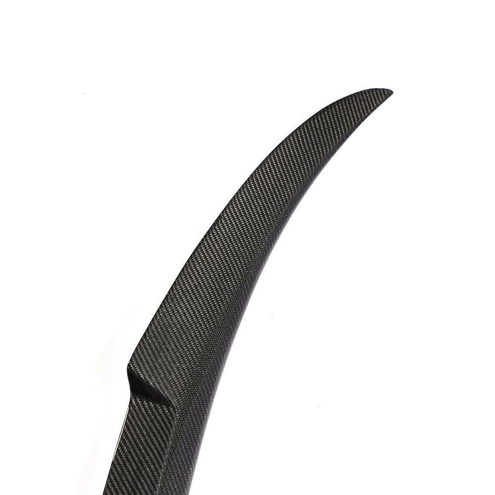 Carbon fiber spoiler vége közelről, ferde nézetből (M4 Style) – BMW F87 M2