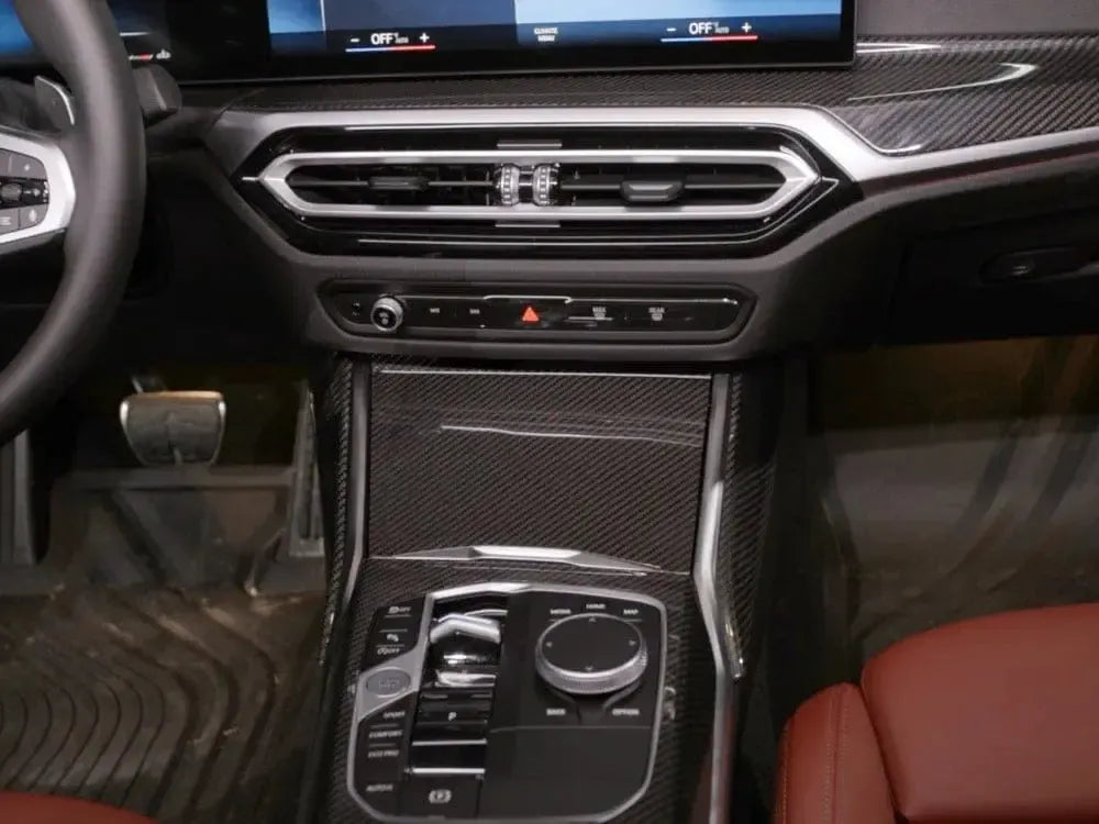 BMW G20 LCI cabin from the front, with gloss carbon dashboard and console trims