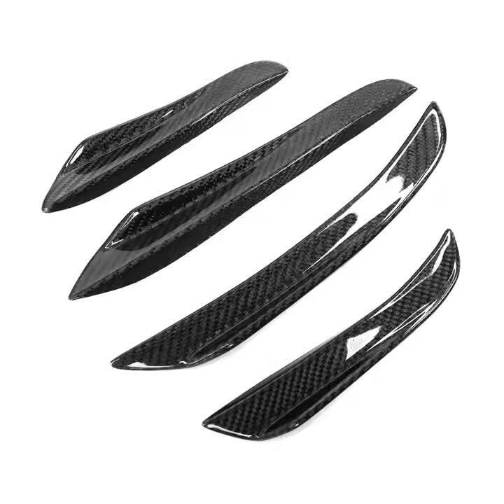 Ívelt carbon canard légterelők pre-LCI-hez, ferde közeli kép (TK Style) – BMW G20 3-as sorozat