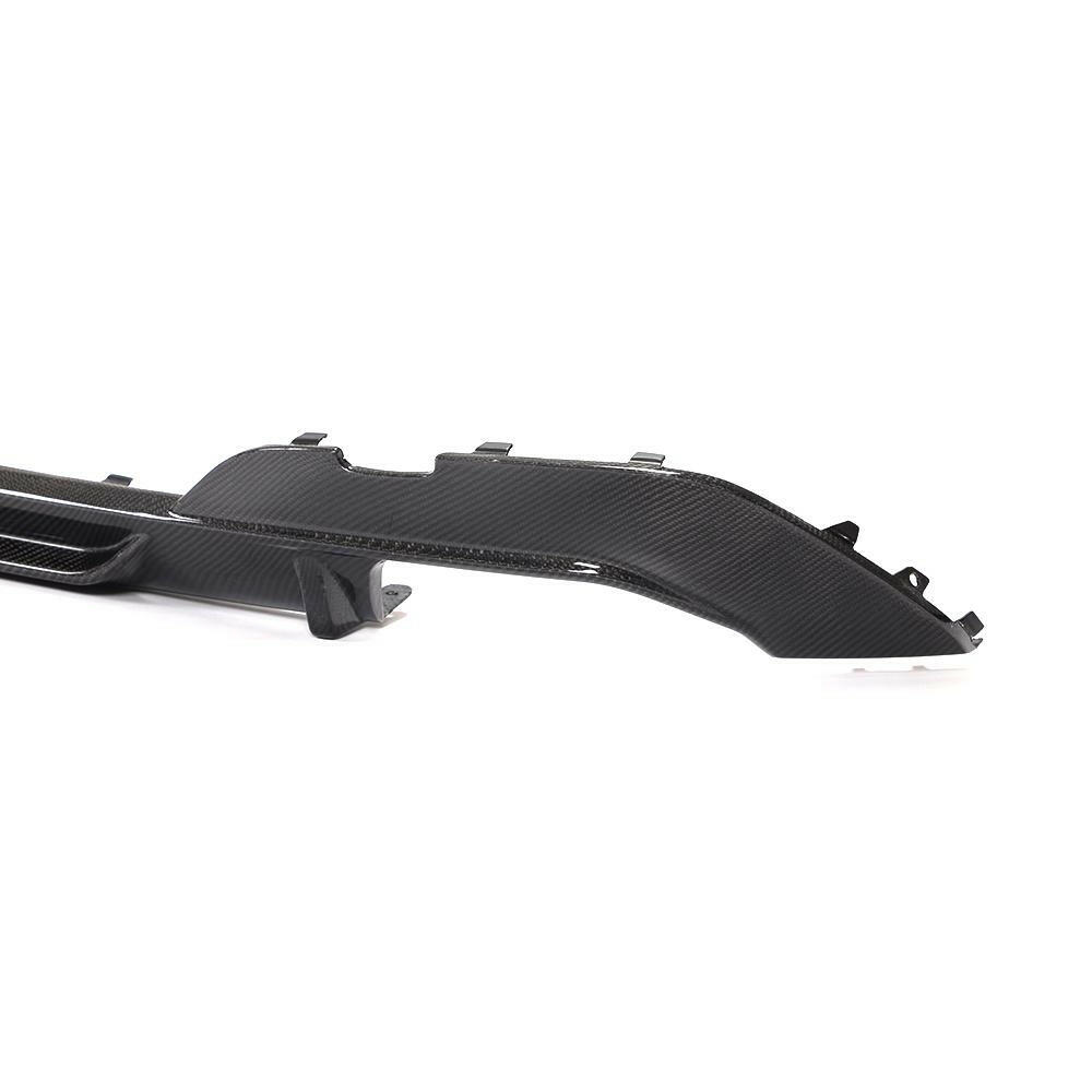 Upturned side end of the matte carbon rear diffuser, close-up (AC Style) – BMW G20 3 Series