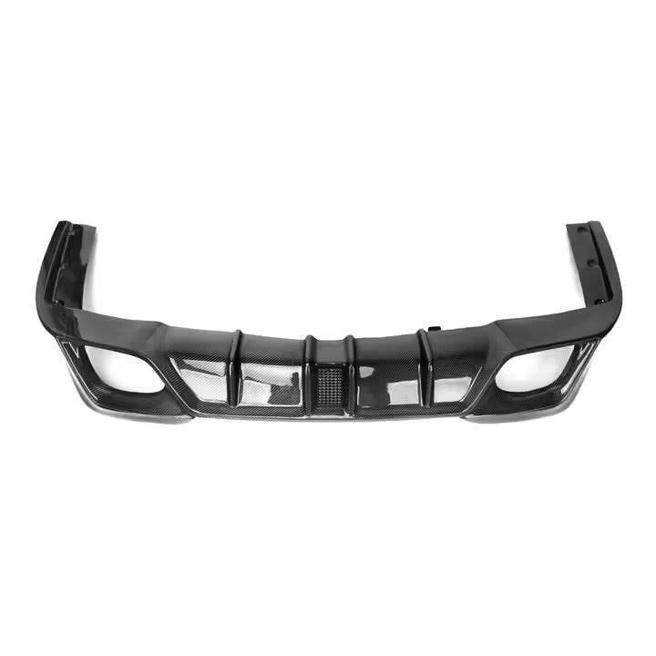 LED carbon rear diffuser with four exhaust cutouts, straight rear view (CMST Style LED) – BMW G20 3 Series
