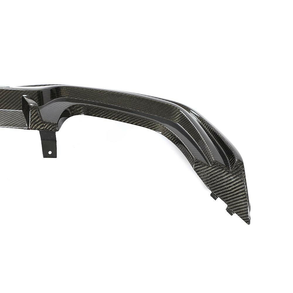 Side end of the rear diffuser with mounting tabs, close-up (Euro Style V1) – BMW G20 3 Series