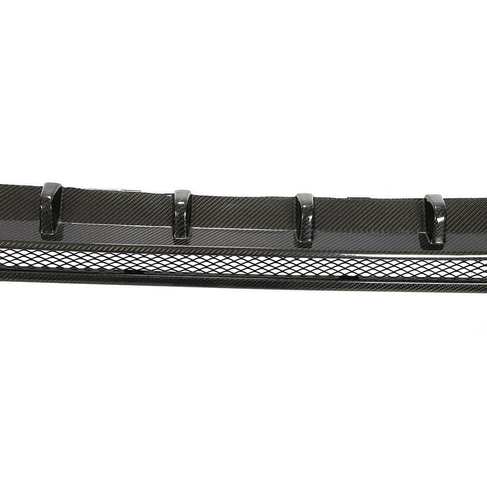Center vertical fins and mesh insert of the diffuser, close-up (Euro Style V1) – BMW G20 3 Series