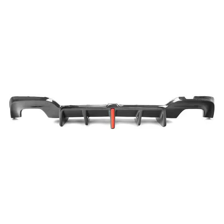 Carbon rear diffuser with vertical red LED brake light, rear view (KB Style LED) – BMW G20 3 Series