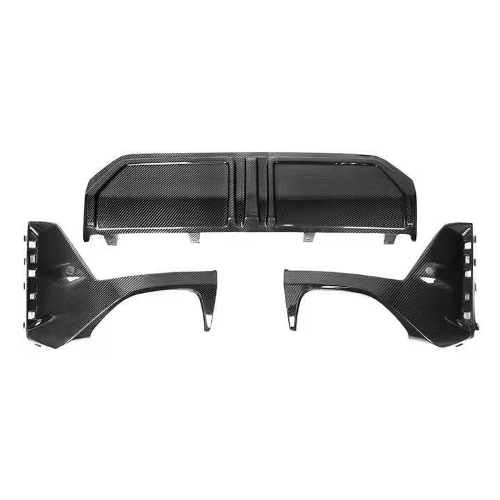 Three-piece carbon rear diffuser: center section and two corner pieces (MP Style) – BMW G20 3 Series