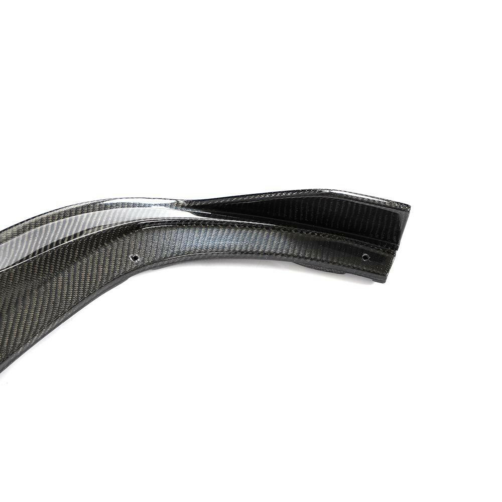 Side end of the narrow carbon front lip with the mounting holes, close-up (3D Style) – BMW G20 3 Series