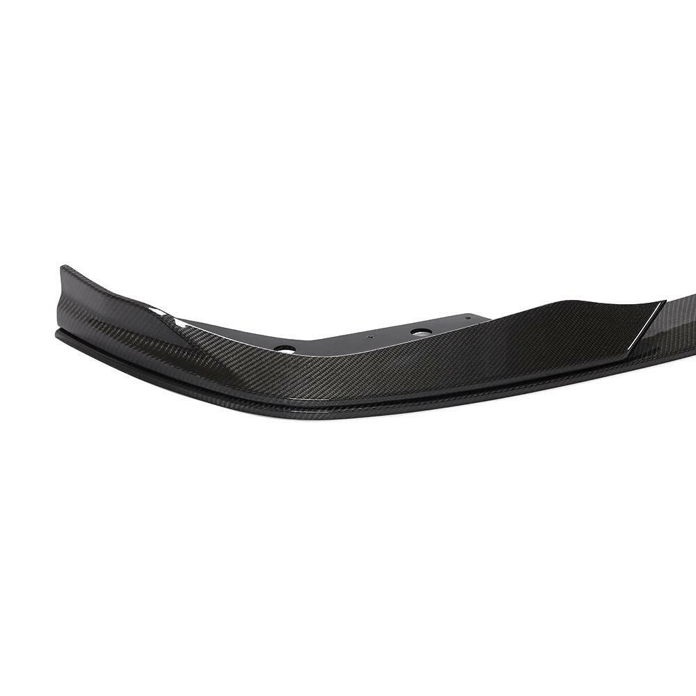 Carbon fiber front lip corner piece, close-up (AC Style) – BMW G20 3 Series