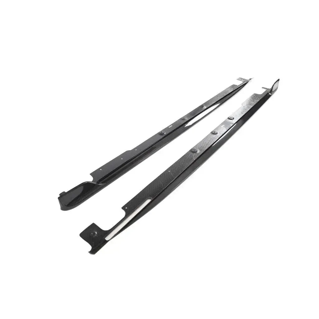 Back of the carbon side skirts with the mounting points (LCI V1 Style) – BMW G20 3 Series