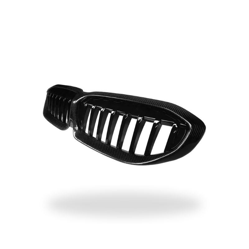 Single-slat carbon kidney grille from the left, angled view – BMW G20 3 Series