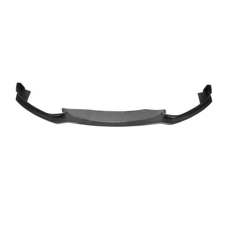 Carbon fiber első koptató elölnézetből, fehér háttéren (EC Style) – BMW F32 4-es sorozat