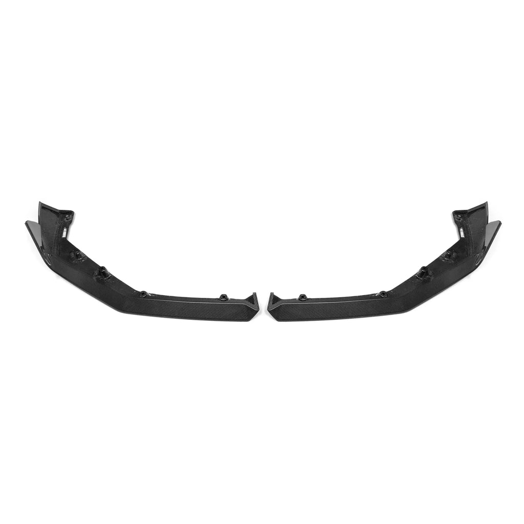 Kétrészes carbon fiber első koptató elölről, felülnézetből (MP Style) – BMW G90 M5