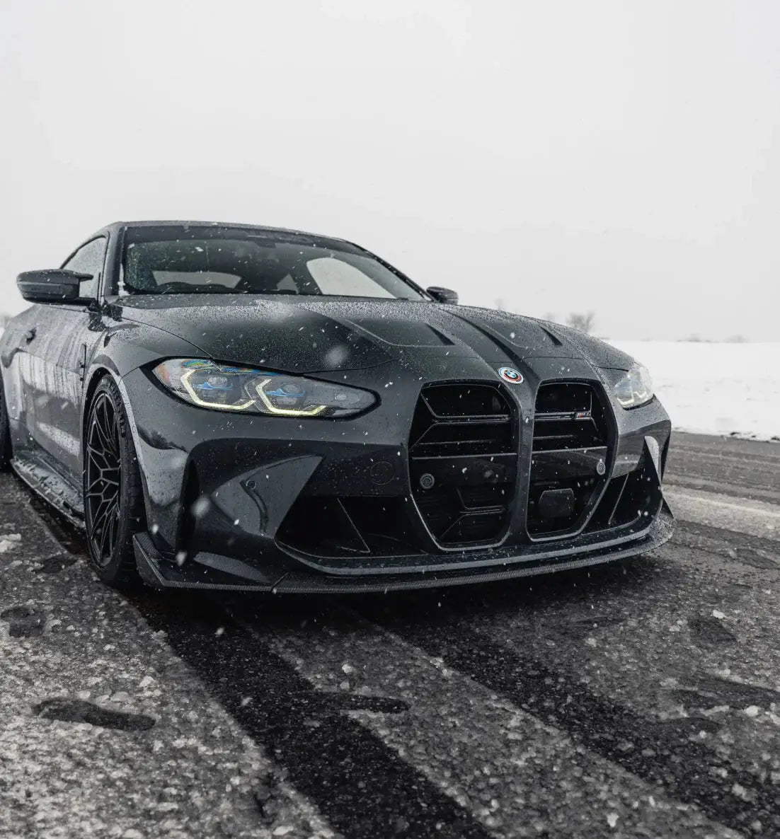 Fekete carbon fiber első lökhárító csomag bmw g80 g81 m3 és g82 g83 m4 kipufogó rendszerrel