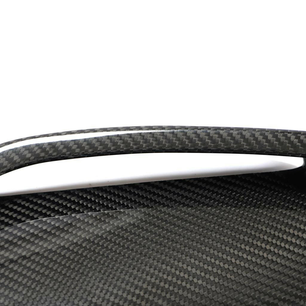 Lökhárító légcsatorna keret carbon szövése közelről (Euro V1 Style) – Audi RS6 C8 / RS7 C8