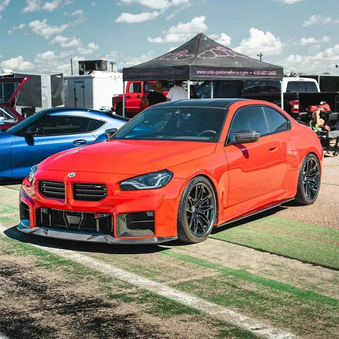 Piros BMW G87 M2 carbon fiber alsó rács kerettel (MP Style alsó rács keret)
