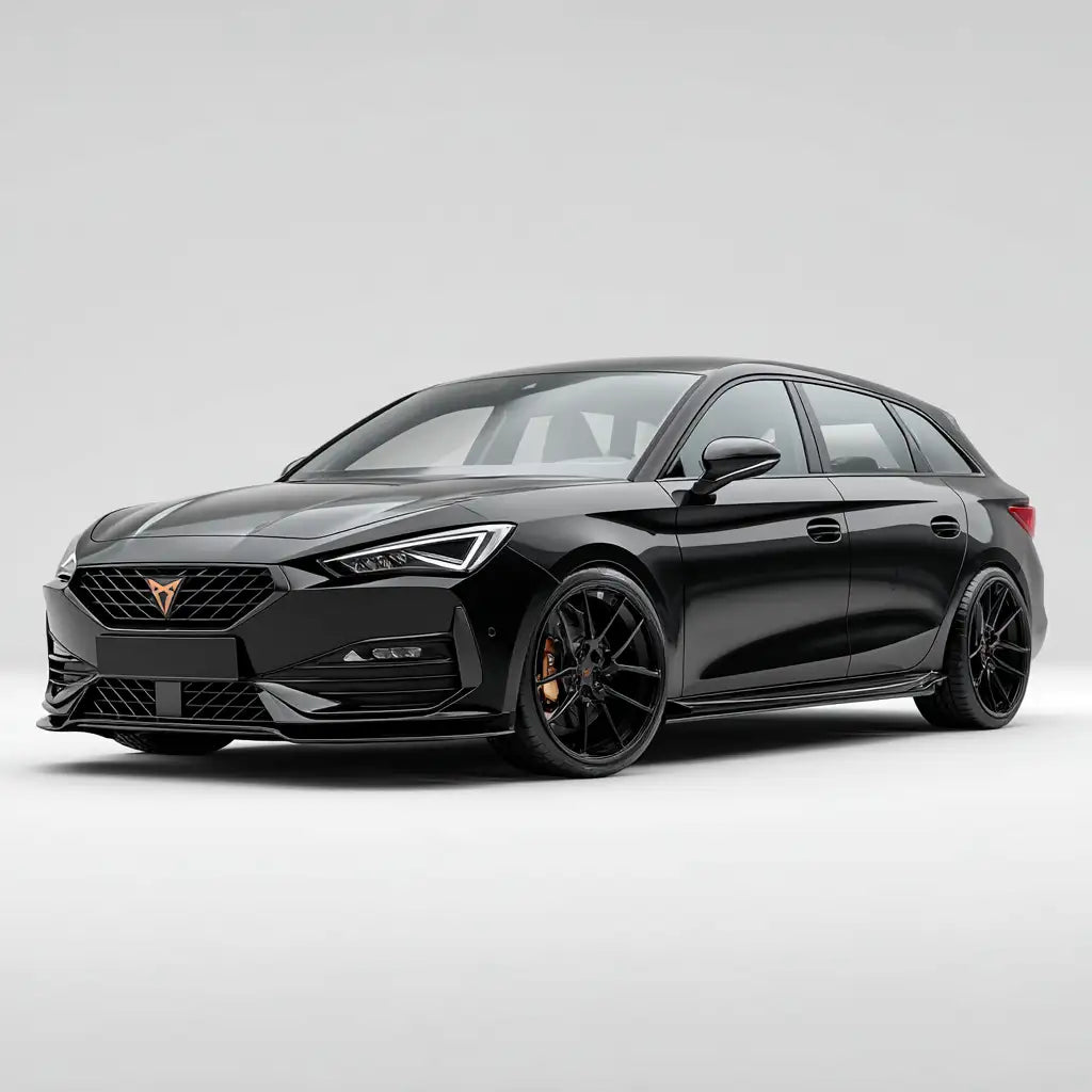Fekete Cupra Leon ST sport hatchback sima aerodinamikus vonalakkal és agresszív első hűtőrácssal.
