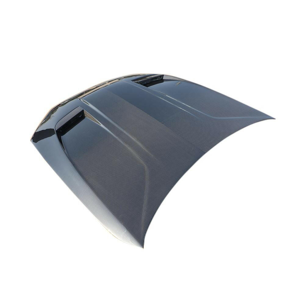 Vented carbon hood, angled side view (CS Style) – BMW F90 M5 and G30 5 Series