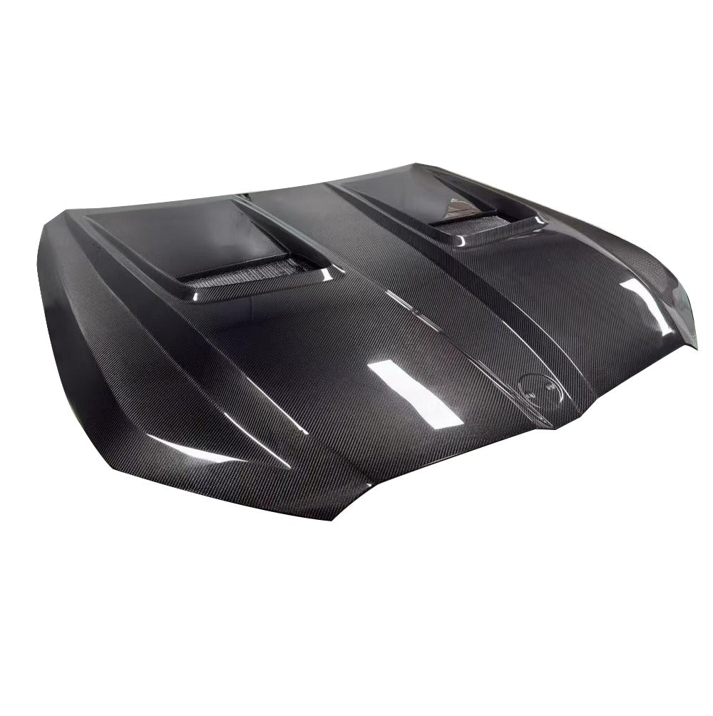 Vented carbon fiber hood, front view (PM Style) – BMW G90 M5