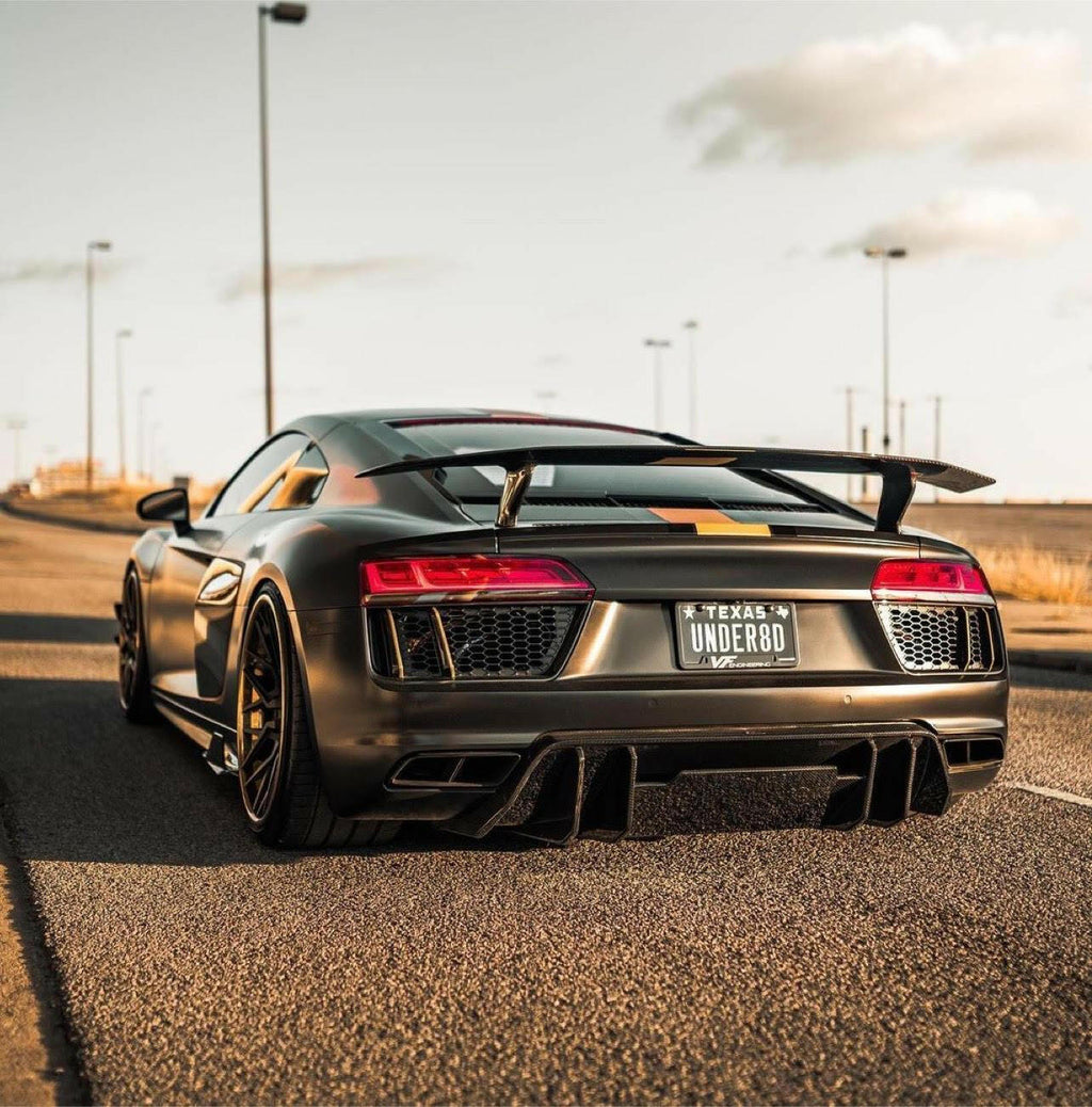 Dark gray pre-facelift Audi R8 4S from a rear angle: carbon rear diffuser and wing fitted (VRS Style)