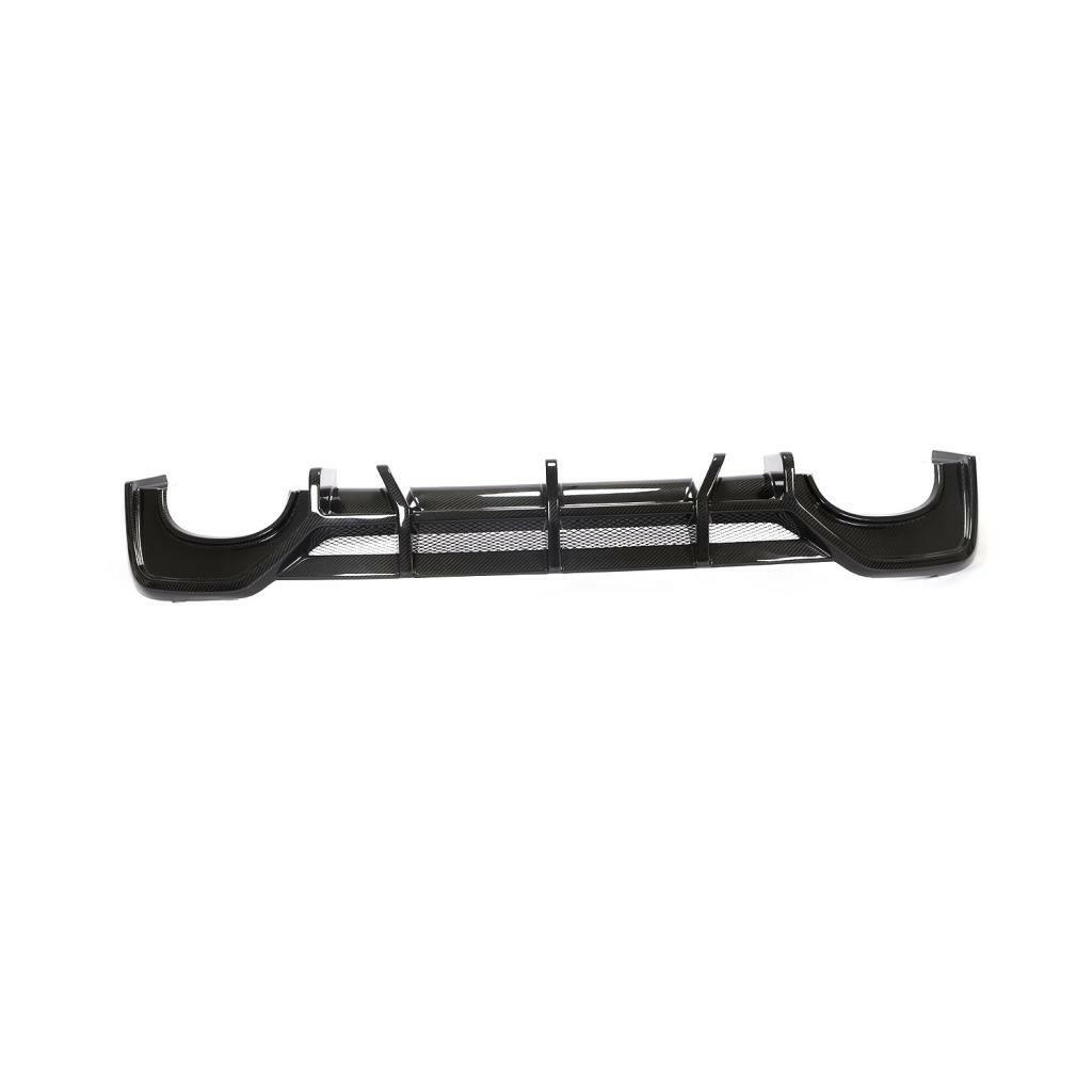 A carbon hátsó diffúzor főeleme önmagában, hátulnézetből (Euro V2 Style) – Audi RS6 C8 / RS7 C8