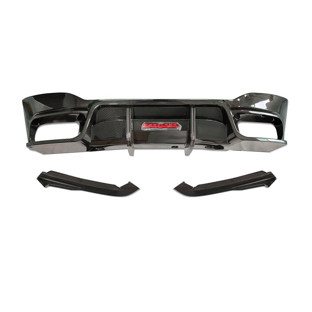 Three-piece carbon rear diffuser with red center brake light (PM V1 Style) – BMW F90 M5