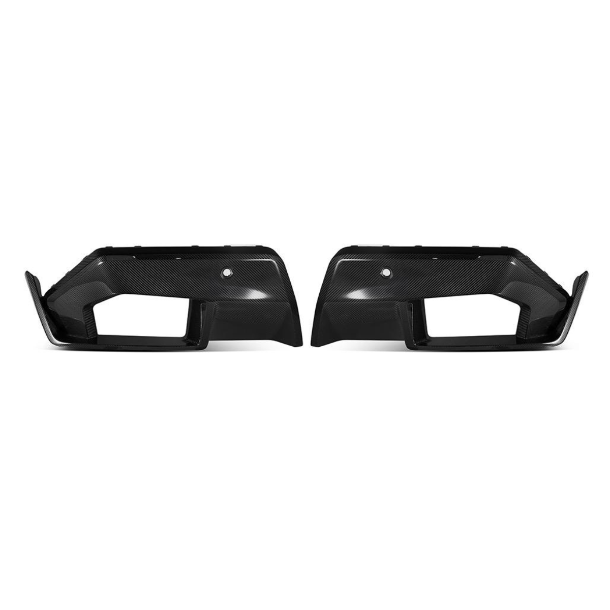 Kétrészes carbon fiber hátsó diffúzor hátulnézetben (PM V2 Style) – BMW G90 M5