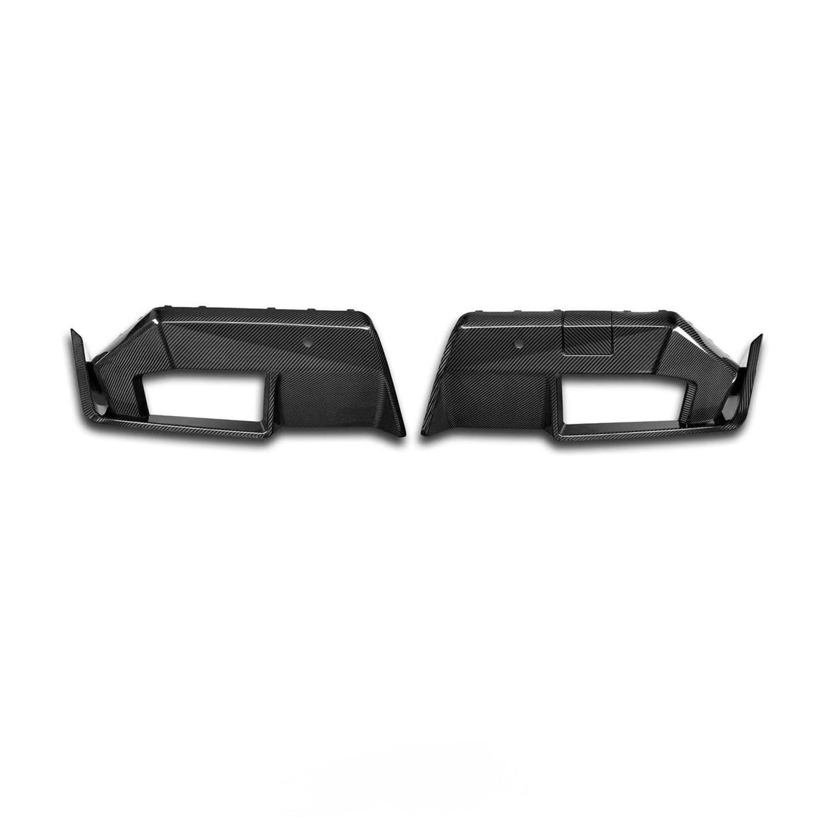 Két sarokelemből álló carbon fiber hátsó diffúzor hátulnézetben (SQ Style V3) – BMW G90 M5