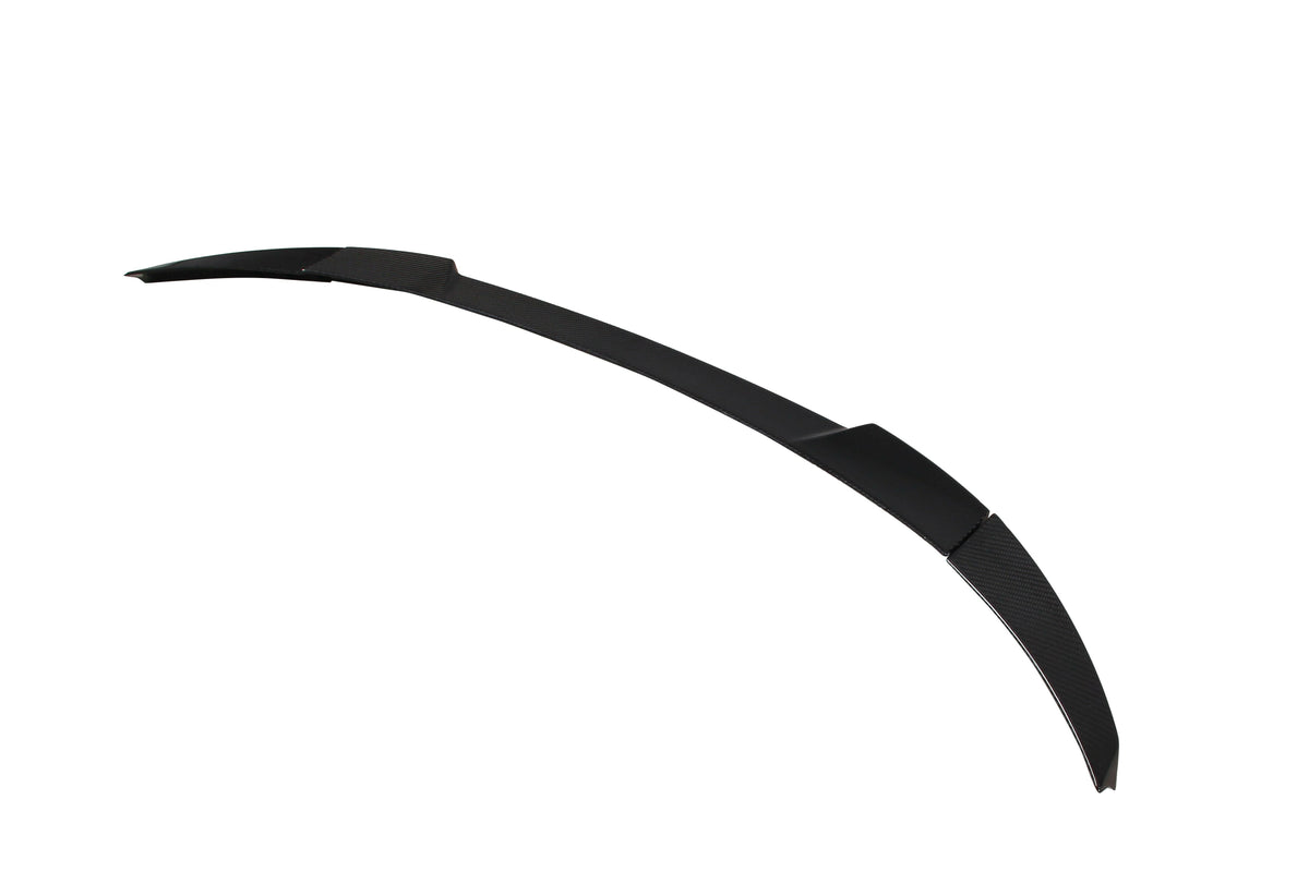 3 részes carbon fiber hátsó spoiler ferdén, látható lépcsős illesztéssel – Audi R8 4S