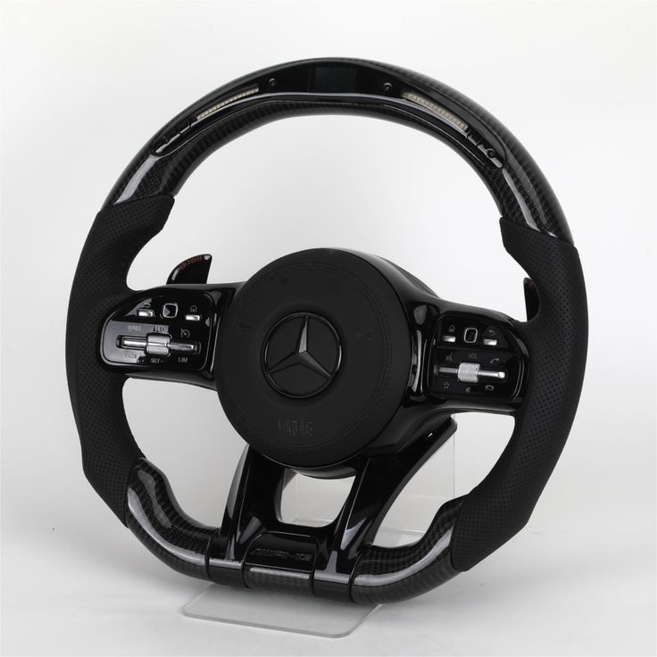 2020 AMG Style carbon kormány LED-es felső csíkkal és perforált bőrrel – Mercedes-AMG C63 W205 / C205