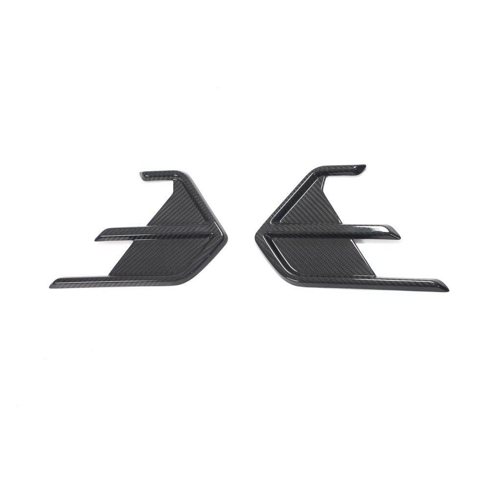 Háromlamellás carbon hátsó canard pár (2 db) felülnézetből (Euro V1 Style) – Audi RS6 C8 / RS7 C8