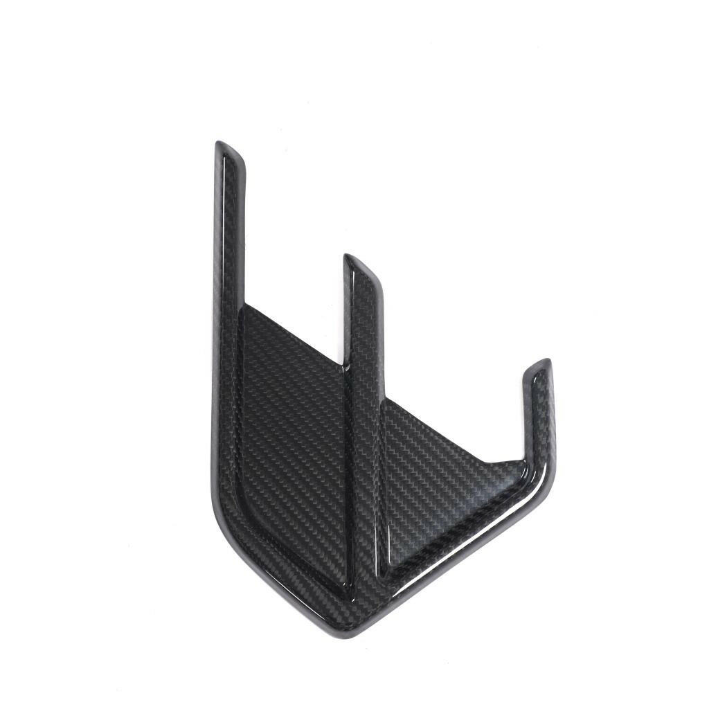 One carbon rear canard, front view (Euro V1 Style) – Audi RS6 C8 / RS7 C8