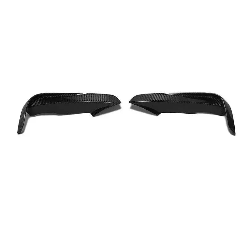 Carbon felső canard pár elölnézetből, fehér háttéren (MAD Style) – BMW F30 3-as sorozat