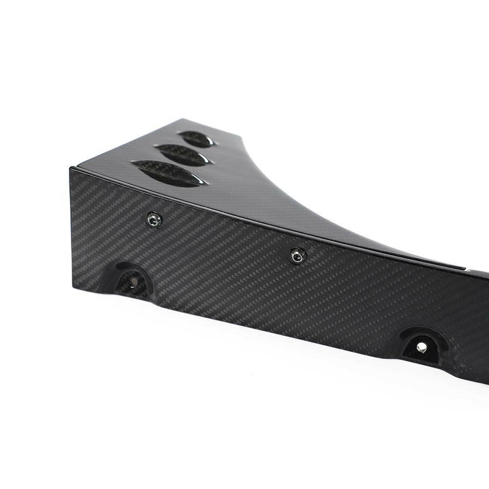 Close-up of the back of the skirt endplate with mounting points (Euro V1 Style) – Audi RS6 C8 / RS7 C8