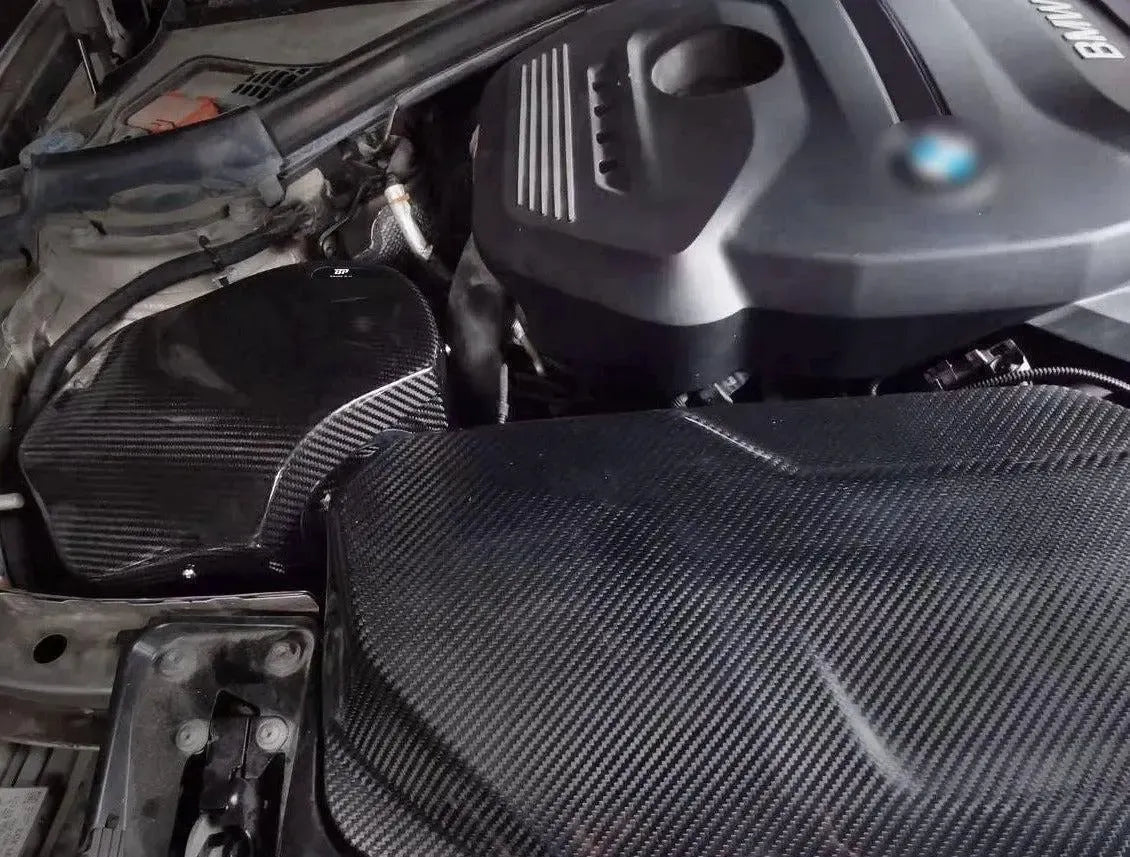 B48 engine bay with fitted carbon intake system – BMW F30 330i / F32 430i